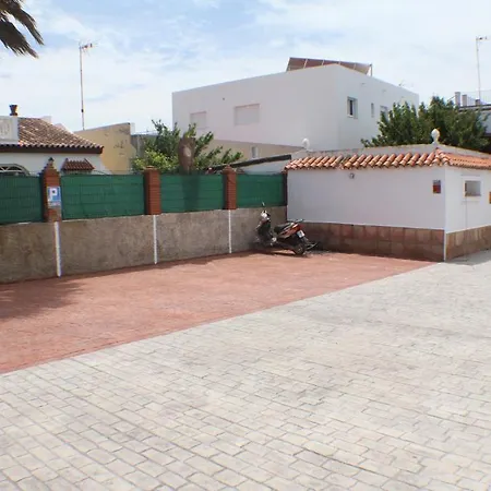 El Palmeral Apartment *